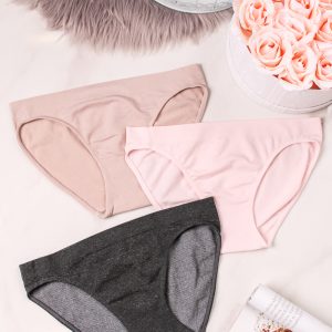 Trojbalenie nohavičiek Coming Attraction Bikinis - béžová + ružová + sivá